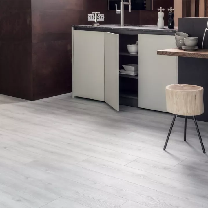 Ламінат K4422 Дуб Бетон Natural Touch 8-32 Стандартна Kaindl ціна Ламінат K4422 Дуб Бетон Natural Touch 8-32 Стандартна Kaindl ціна