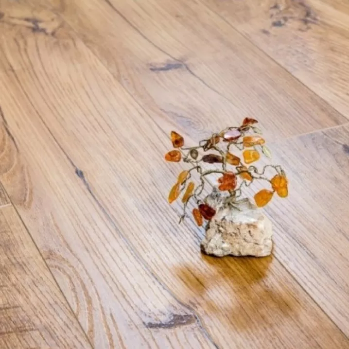 Ламінат 93404 Дуб Баварія Naturlichen Spiegel Grun Holz ціна Ламінат 93404 Дуб Баварія Naturlichen Spiegel Grun Holz ціна
