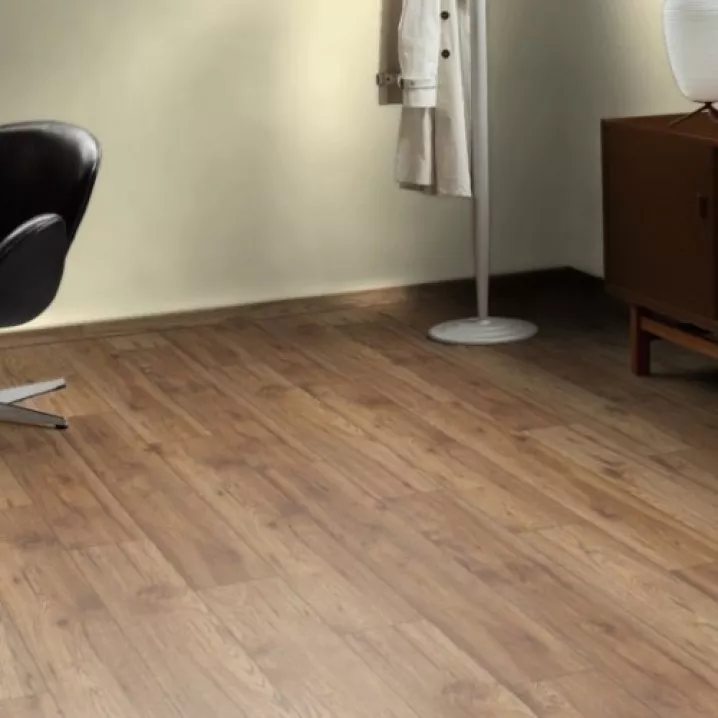 Ламінат 34073 Хікорі Челсі Natural Touch 10.0 Kaindl ціна Ламінат 34073 Хікорі Челсі Natural Touch 10.0 Kaindl ціна