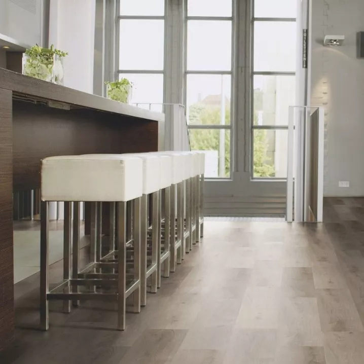 Вініловий ламінат DB00106 Grace Oak Smooth Клейовий 400 Wood Wineo Vinil ціна Вініловий ламінат DB00106 Grace Oak Smooth Клейовий 400 Wood Wineo Vinil ціна