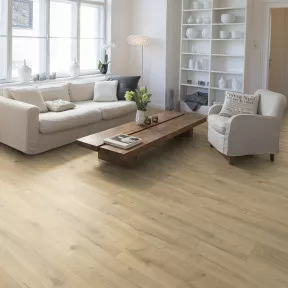 Ламінат EHL142 Ge Дуб Лойя Натуральний Home Large Egger